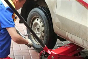 东昌府区附近拖车24小时服务热线电话